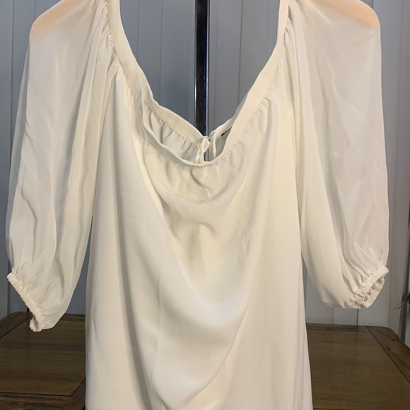 1.STATE Cold-Shoulder Blouse Size M New. NWOT - Picture 3 of 8